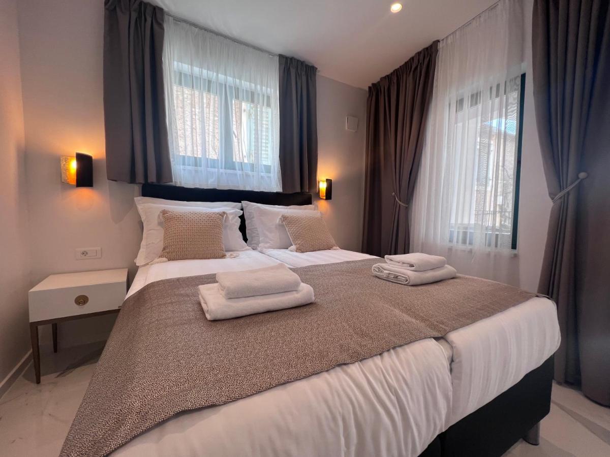 Azalea Dalmacija Luxury Rooms And Apartments Primošten Exterior foto